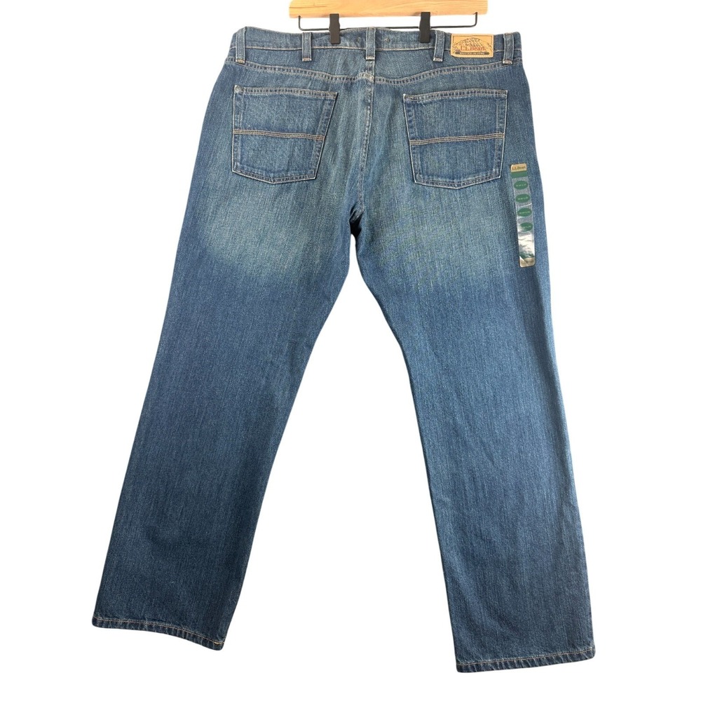 NWT L.L. Bean Double L Jeans Men's 40x29 Standard Fit Straight Leg Indigo Denim - Picture 2 of 9